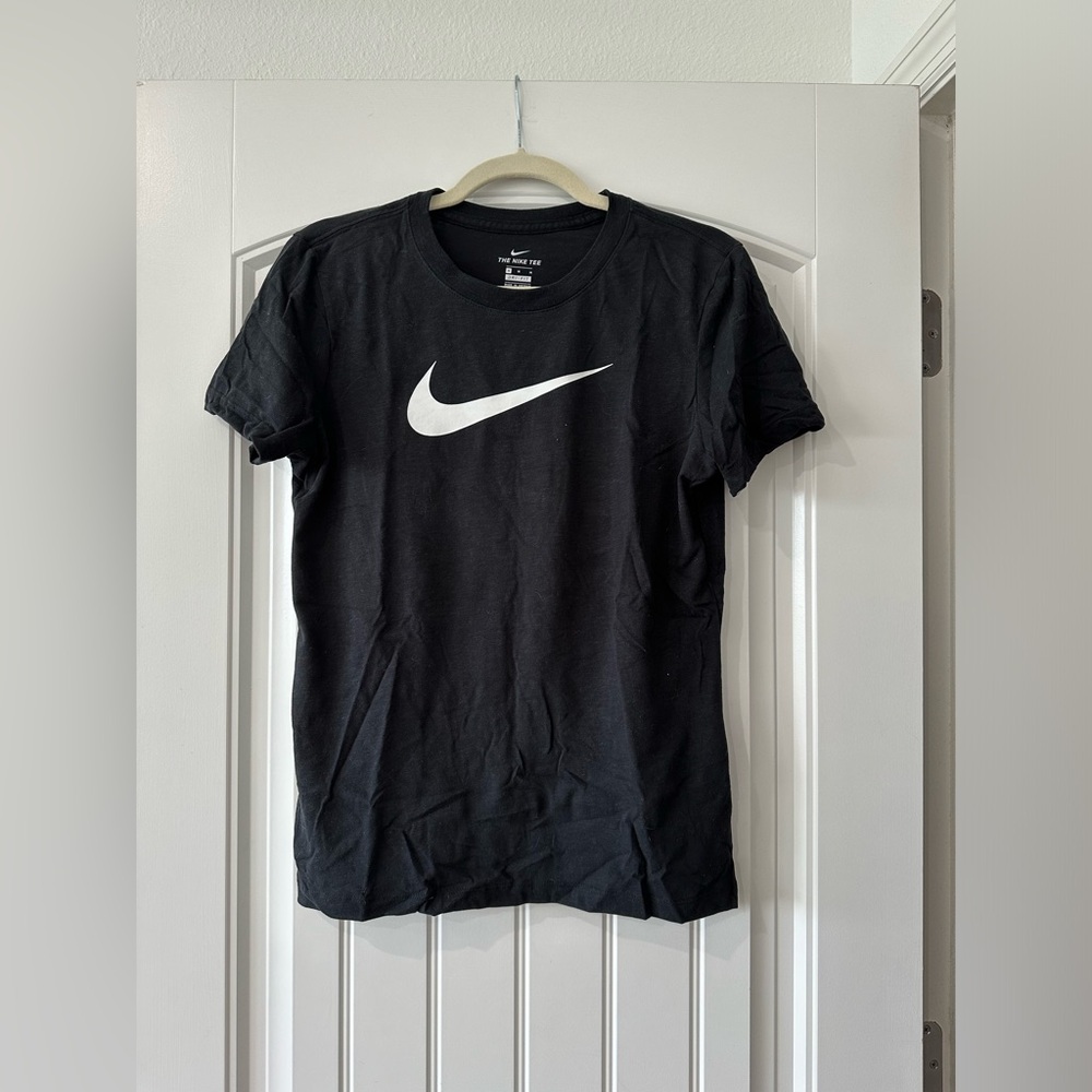 NIKE DRI-FIT SHORT SLEEVE TEE